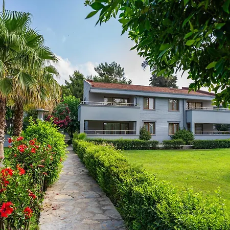 Master Family Club Hotel
