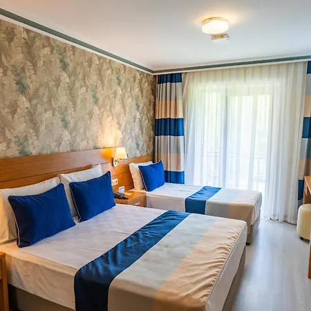 Master Family Club Hotel